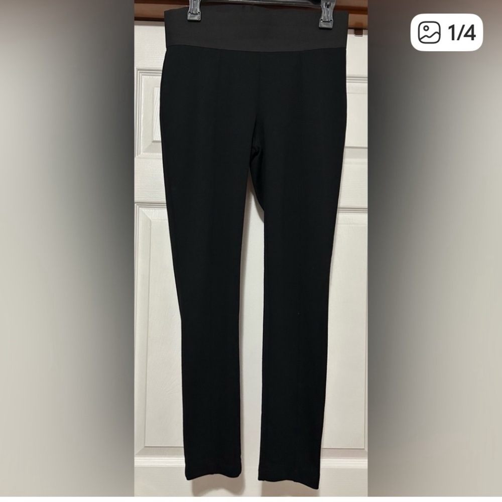 Vera Wang Classic Black Straight Leg Pants